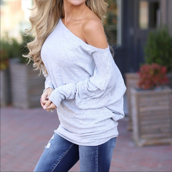 ✨LAST ONE✨ Off Shoulder Dolman Top - Picture 3 of 8